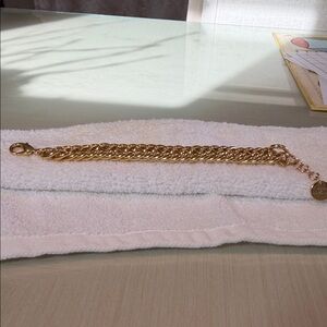 Source Unknown Gold Twist Bracelet